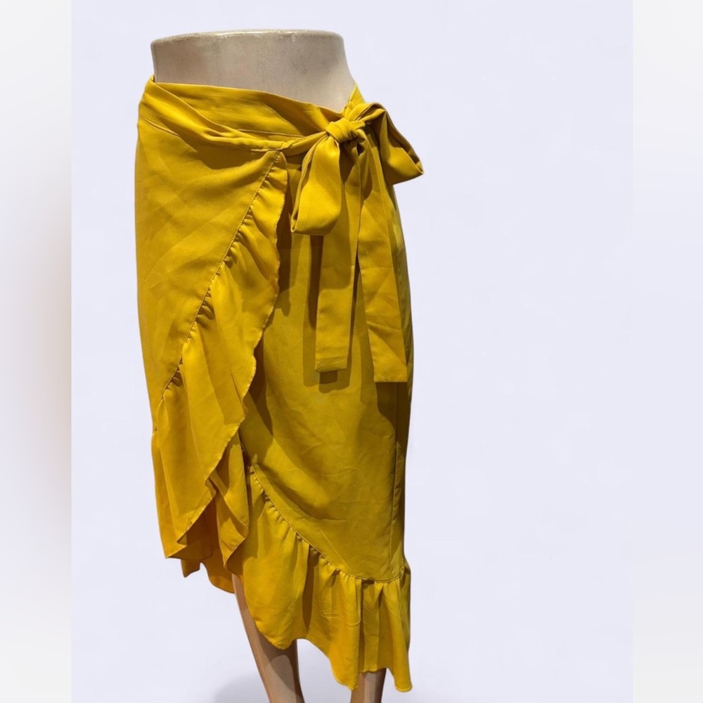 Elegant Yellow Wrap Skirt